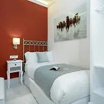 Genteel Home Plaza Del Museo