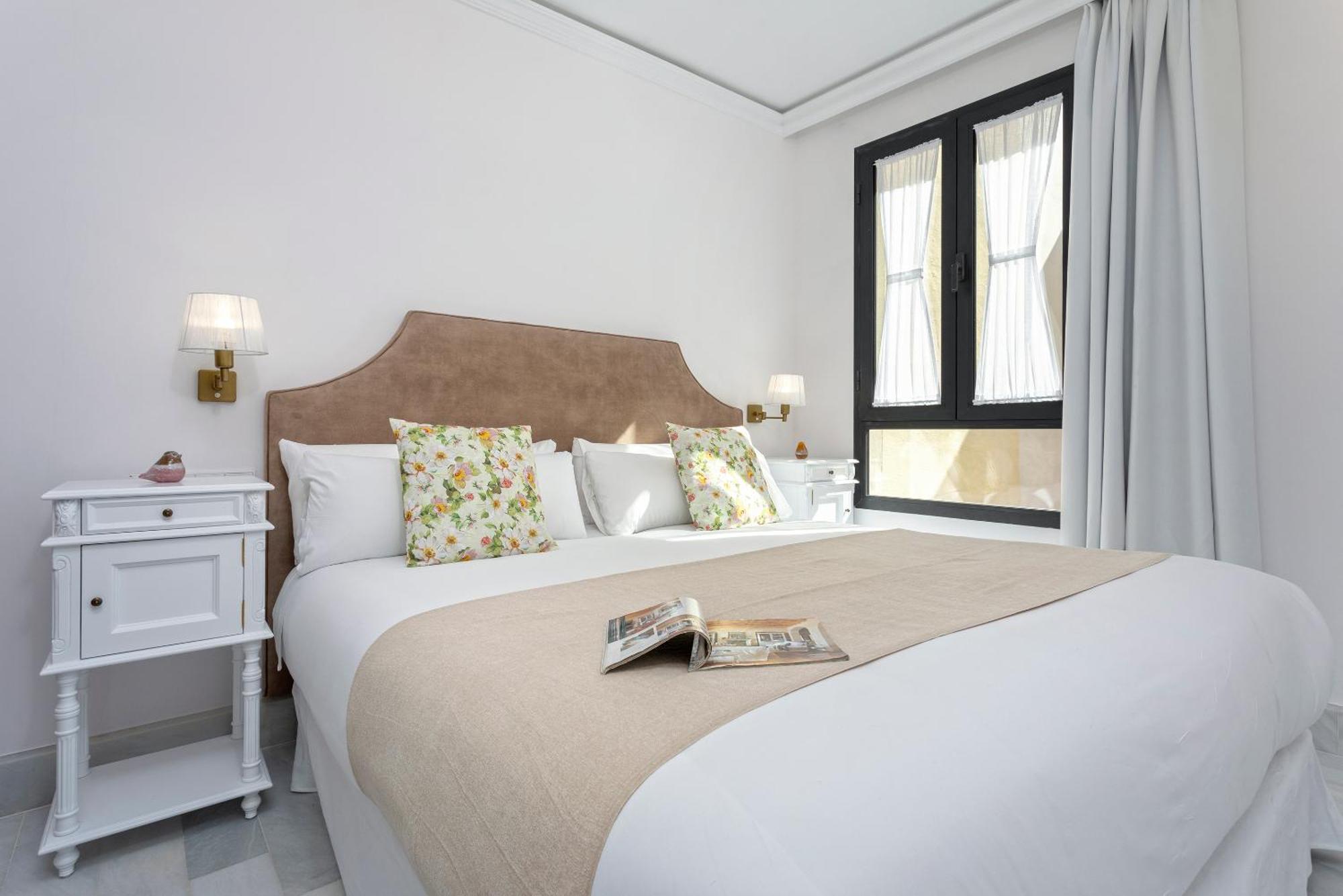 Genteel Plaza Del Museo Appartement